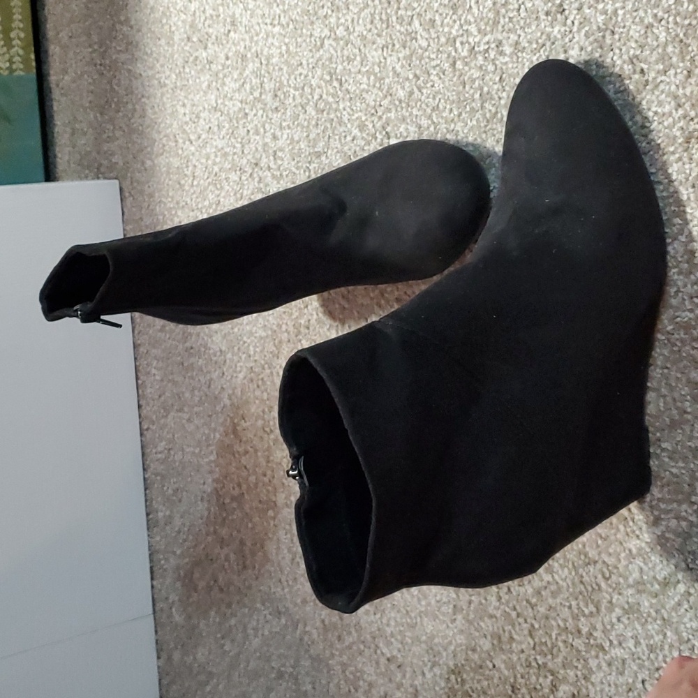 Christian Siriano ankle boots